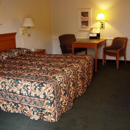America'S Inn Houston/Stafford /Sugarland Room photo