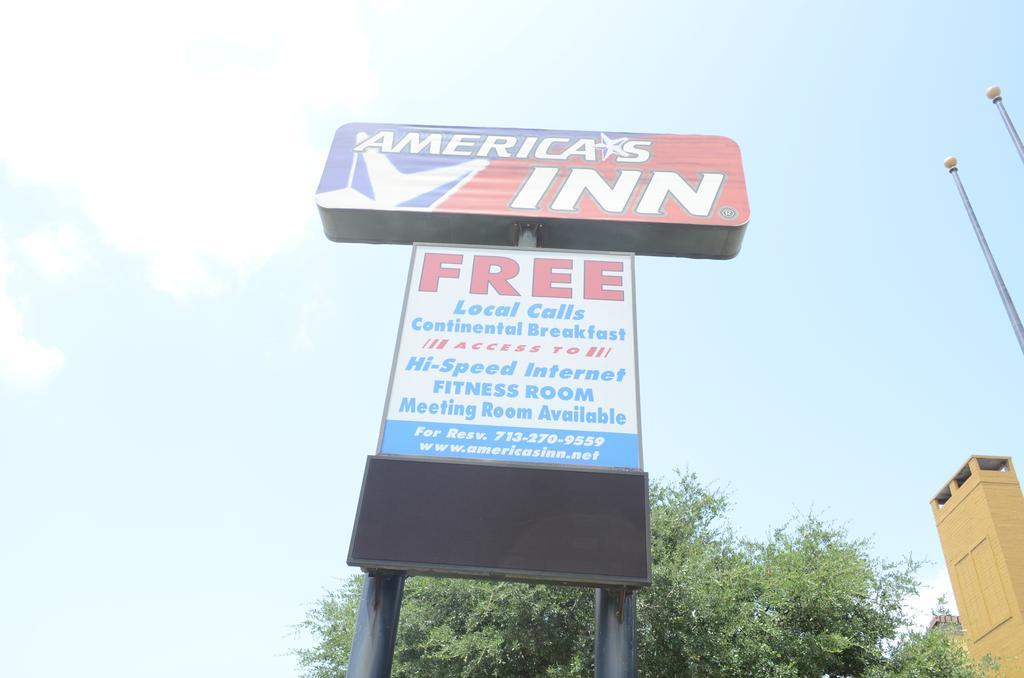 America'S Inn Houston/Stafford /Sugarland Exterior photo