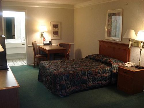 America'S Inn Houston/Stafford /Sugarland Room photo