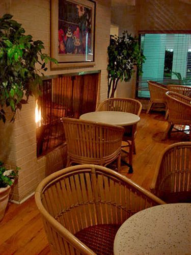 America'S Inn Houston/Stafford /Sugarland Restaurant photo